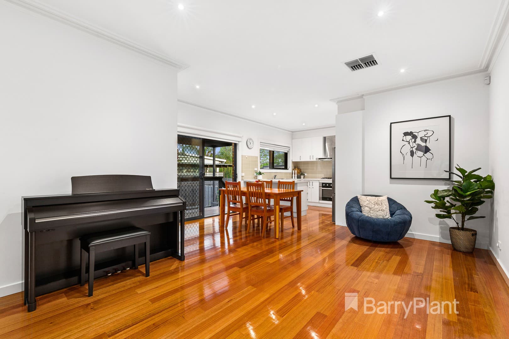116 Beverley StreetDoncaster East, VIC 3109, Doncaster East - Thumbnail 3