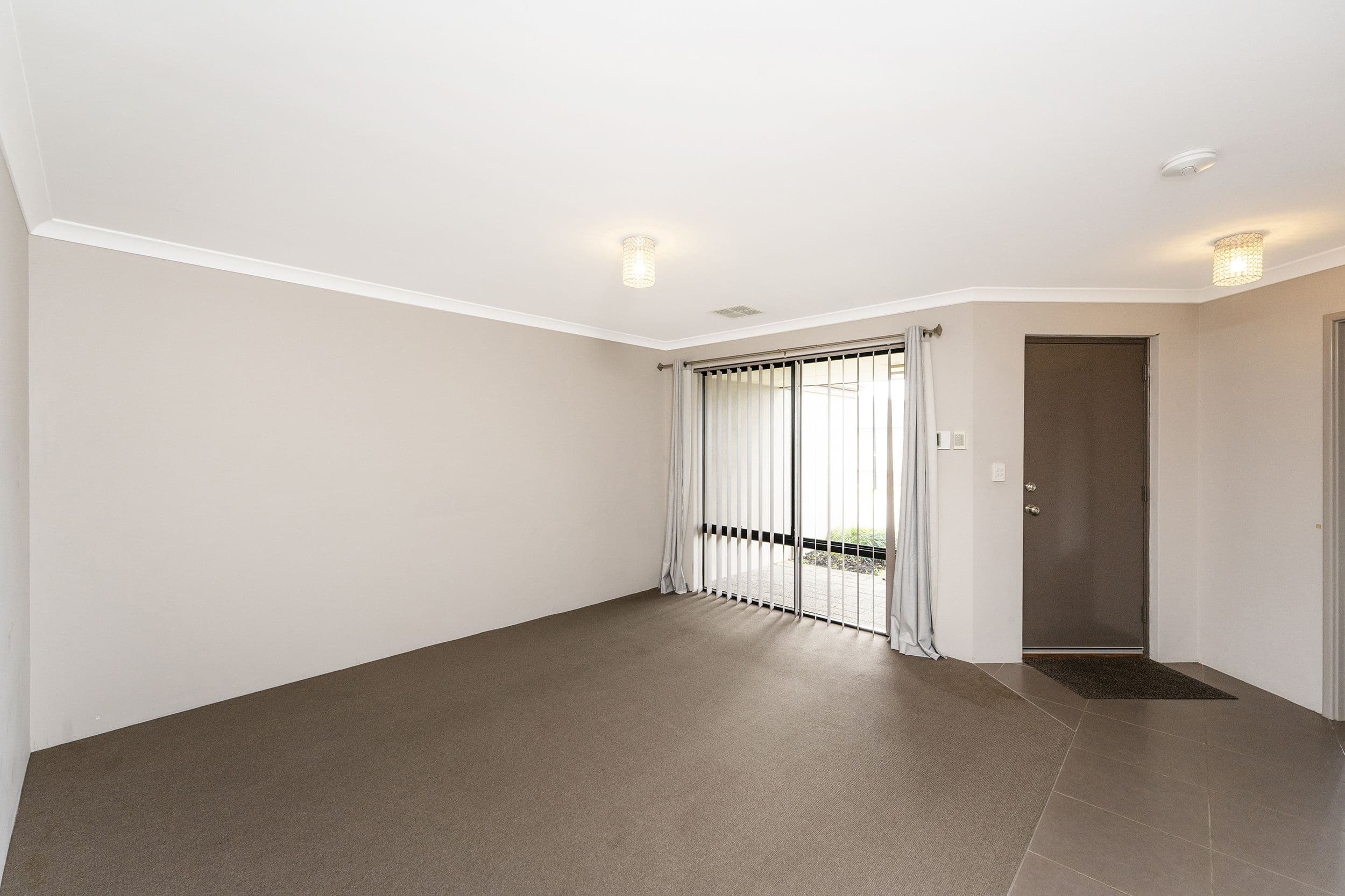 6 Bulmer Way, Baldivis WA 6171, Baldivis - Thumbnail 3
