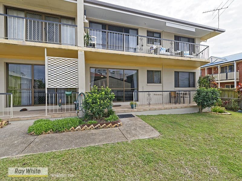 2 Osbourne Street, Scarborough QLD 4020, Scarborough - Image 1