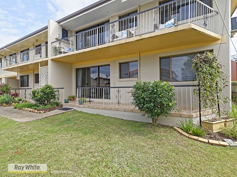 2 Osbourne Street, Scarborough QLD 4020, Scarborough - Thumbnail 2