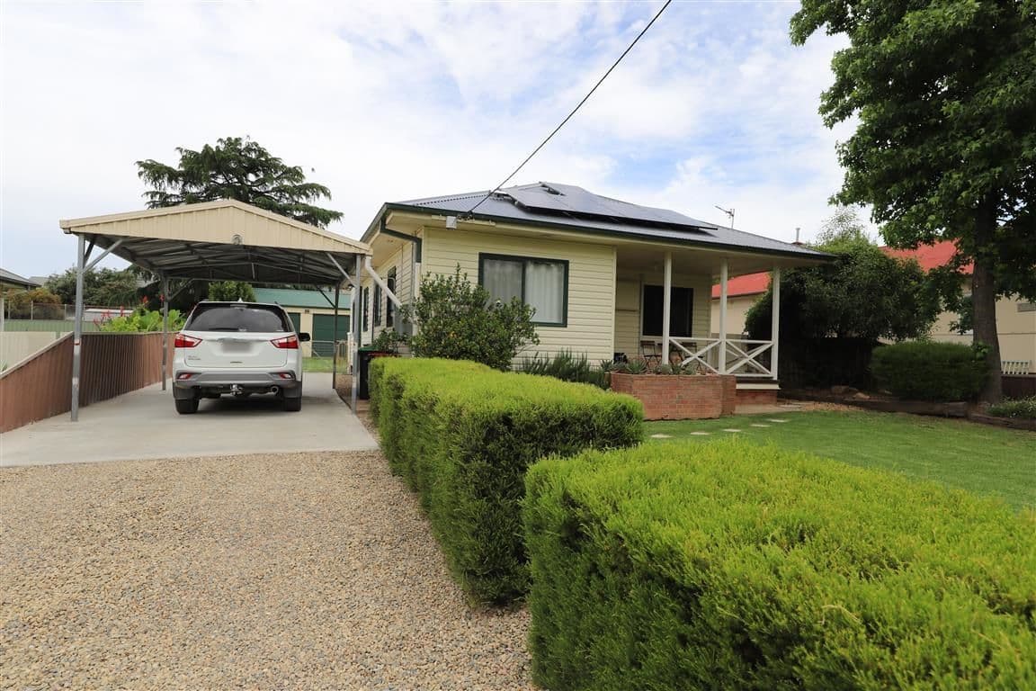38 Herbert Street, Tumut NSW 2720, Tumut - Thumbnail 2