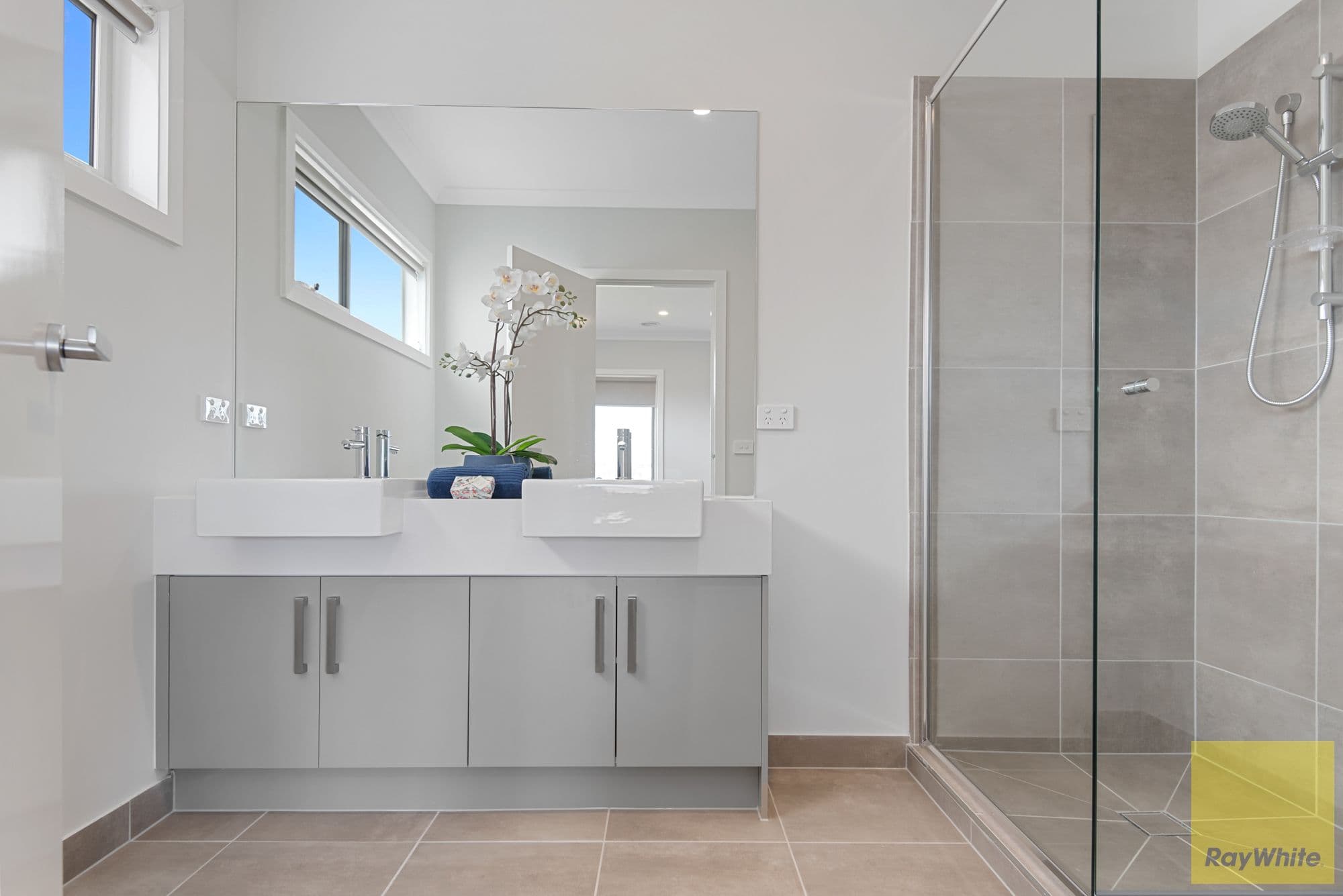 1 Rosette Crescent, Rockbank VIC 3335, Rockbank - Thumbnail 2