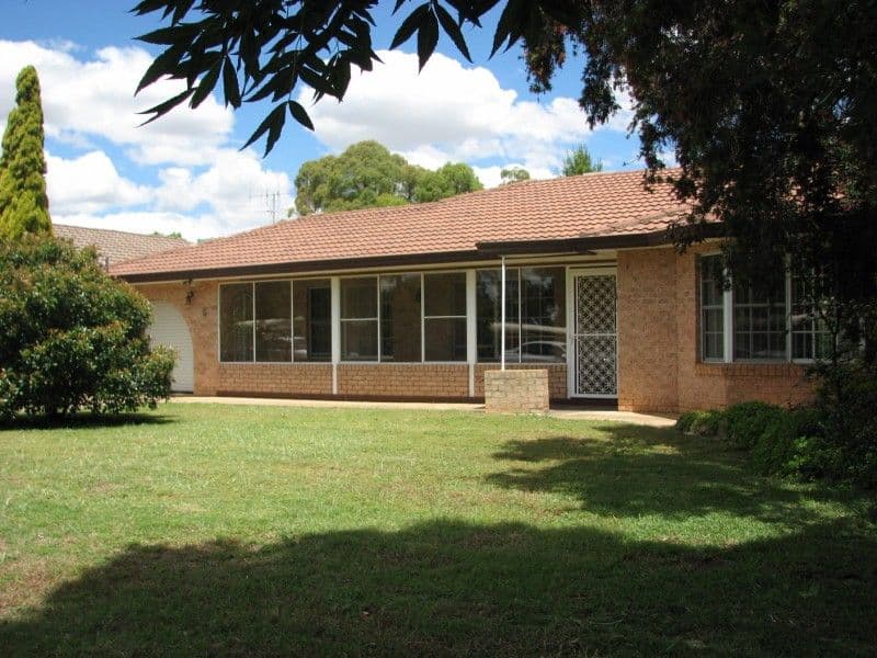 6 Thomson Street, FORBES NSW 2871, Forbes - Image 1