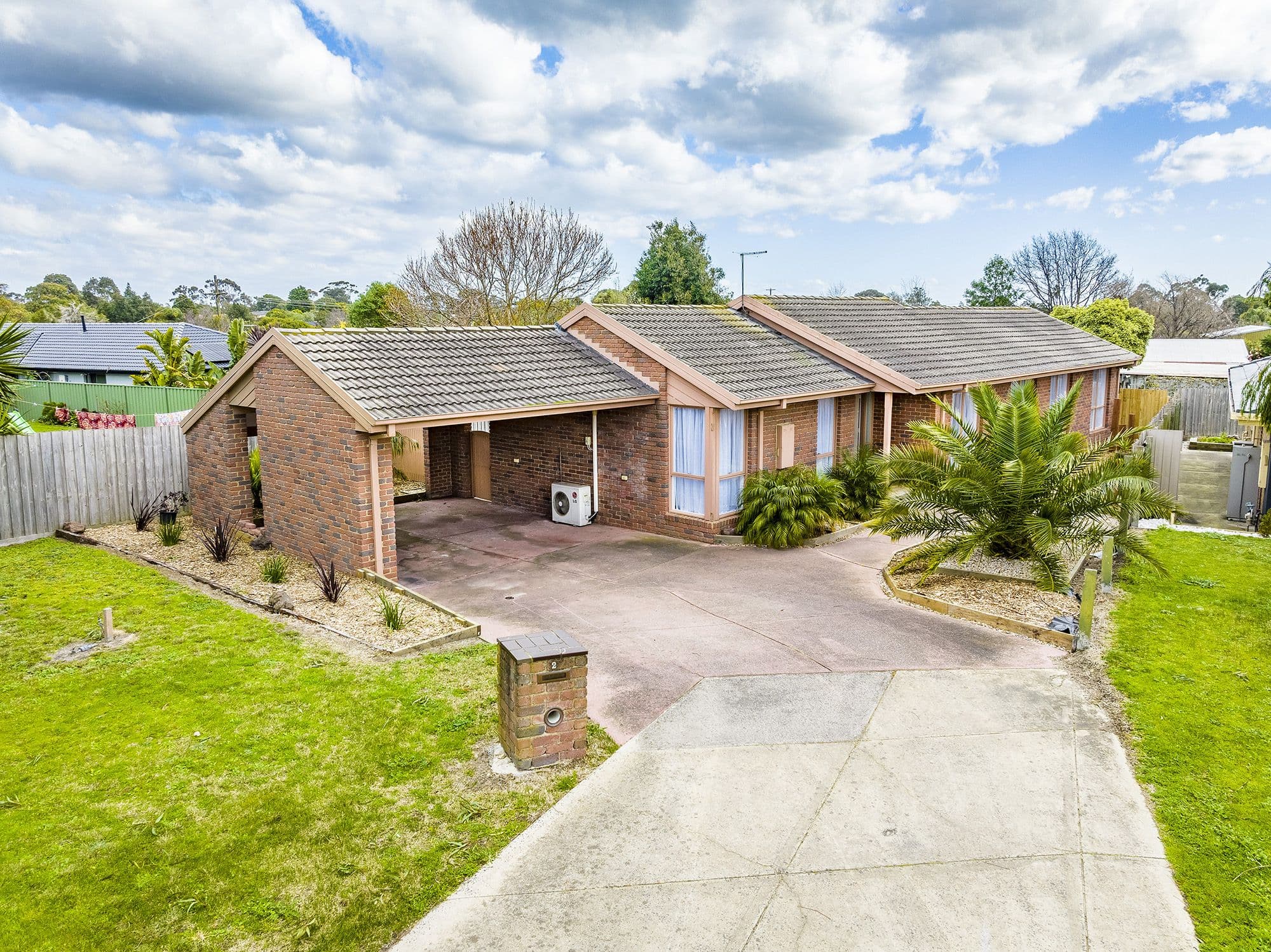 2 Walnut Court, Cranbourne North VIC 3977, Cranbourne North - Thumbnail 2