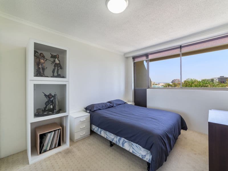 10 'Huntington', Marine Parade, Southport QLD 4215, Southport - Thumbnail 7