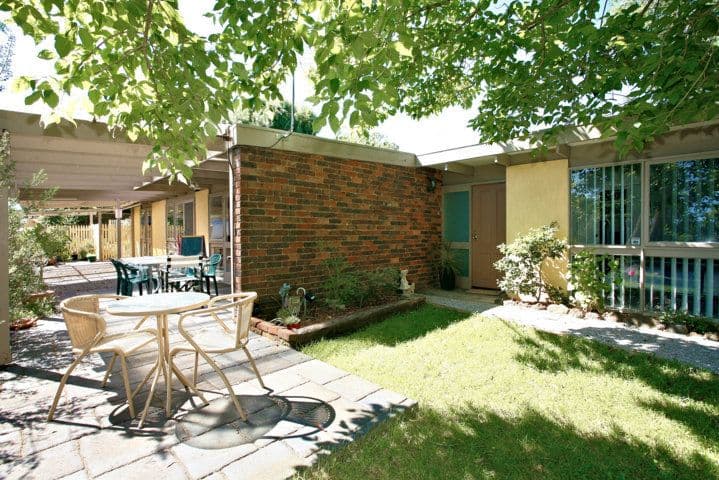 6 CAROMAR Street, CROYDON VIC 3136, Croydon - Image 1