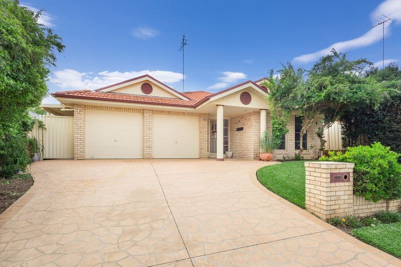 20 Waterford Way, Glenmore Park - Image 1