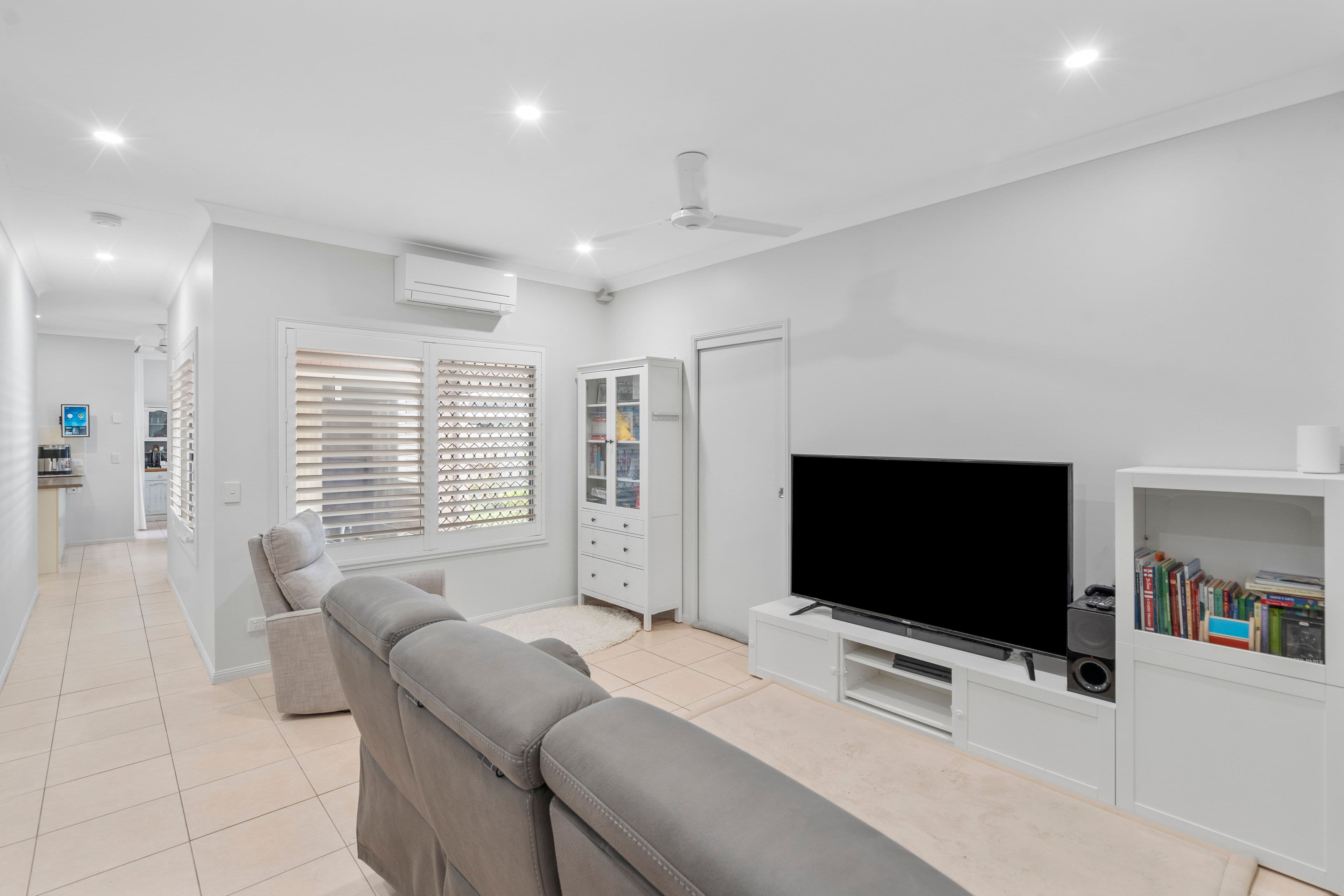 51 Creekside Drive, Springfield Lakes QLD 4300, Springfield Lakes - Thumbnail 5