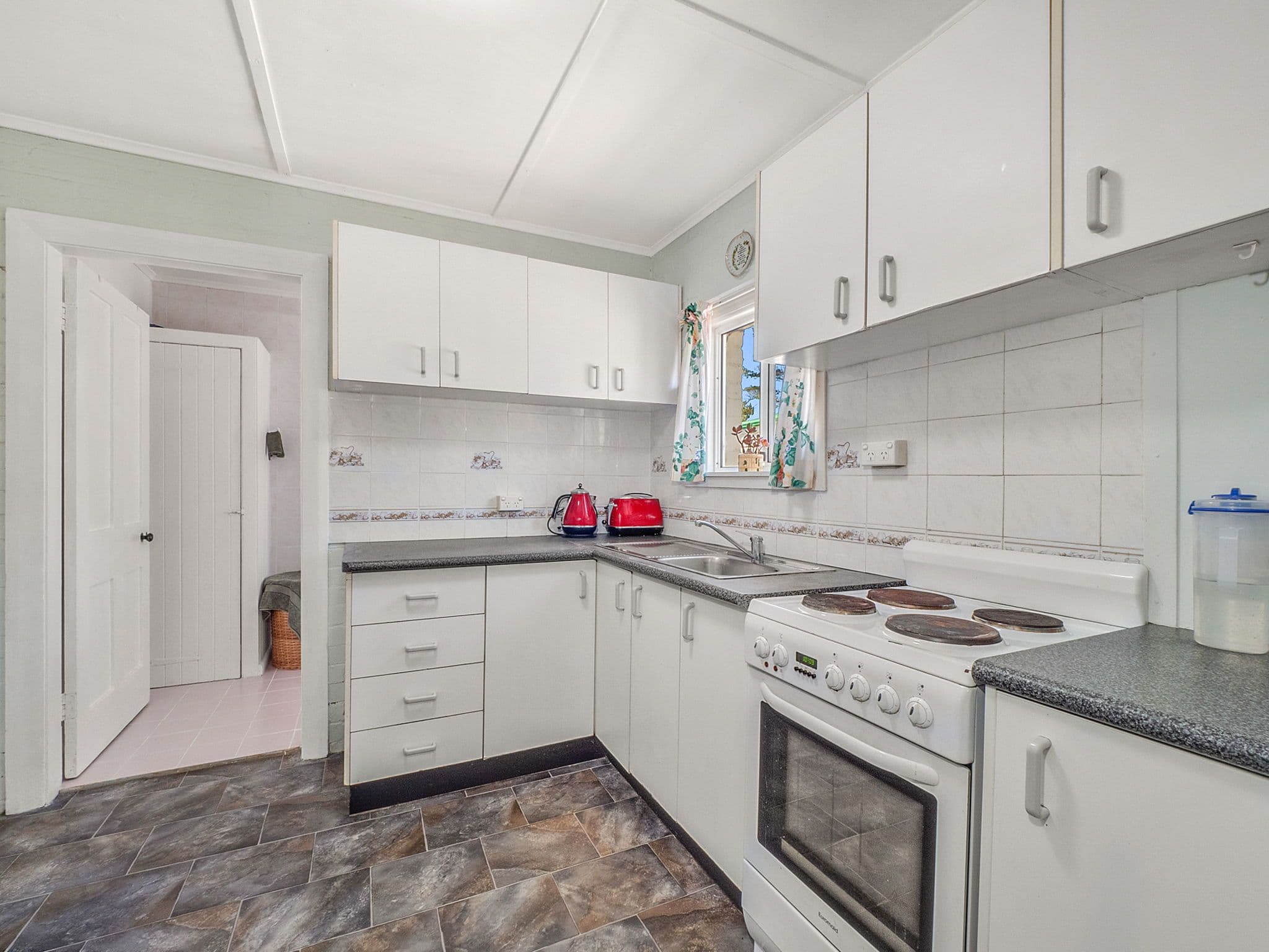 2 Burton Street, Lithgow NSW 2790, Lithgow - Thumbnail 5
