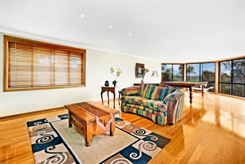 25 Barnes Crescent, MENAI NSW 2234, Menai - Thumbnail 3