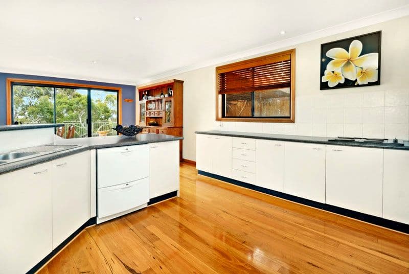 25 Barnes Crescent, MENAI NSW 2234, Menai - Thumbnail 5