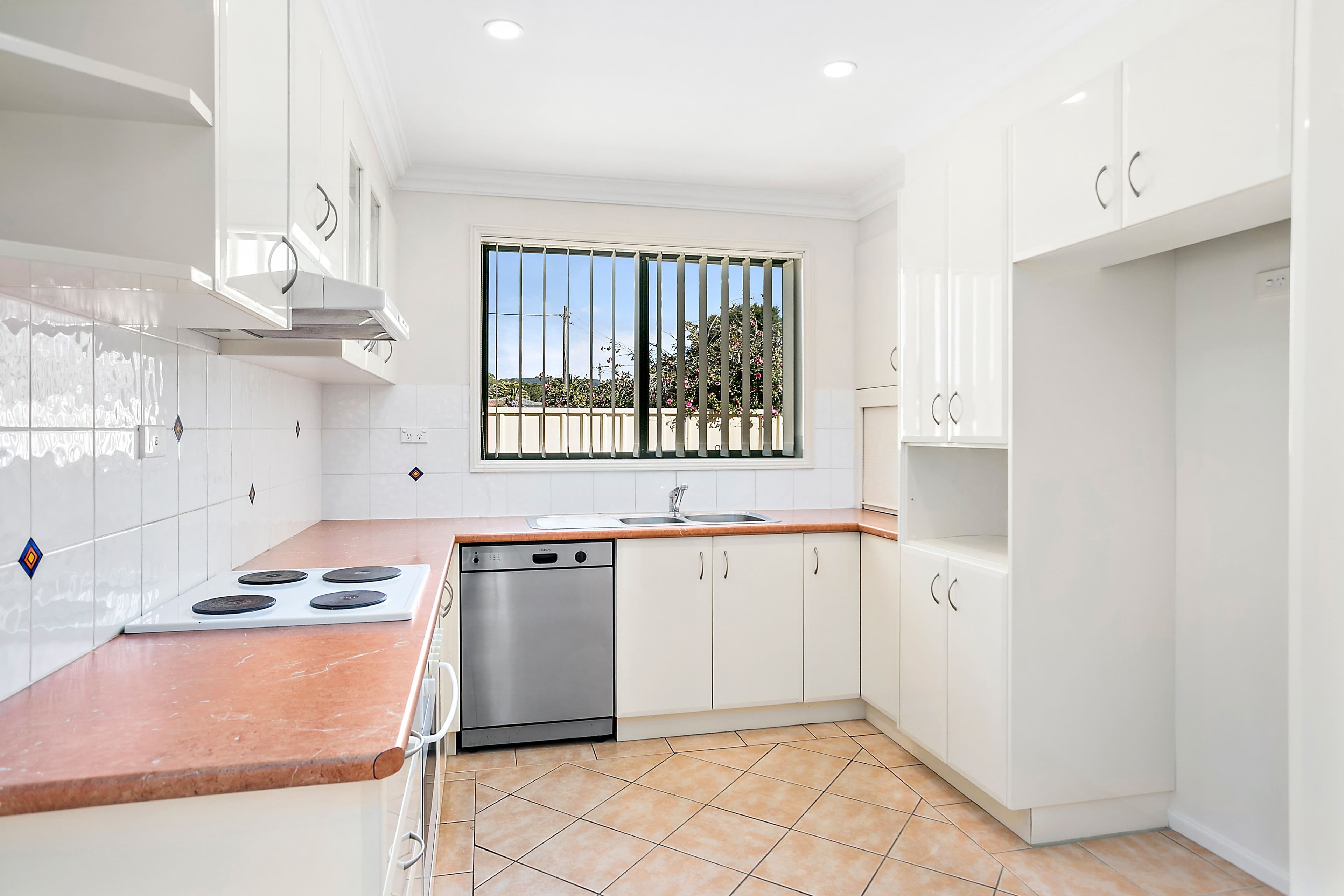 23 Boonerah Street, Albion Park Rail - Thumbnail 4