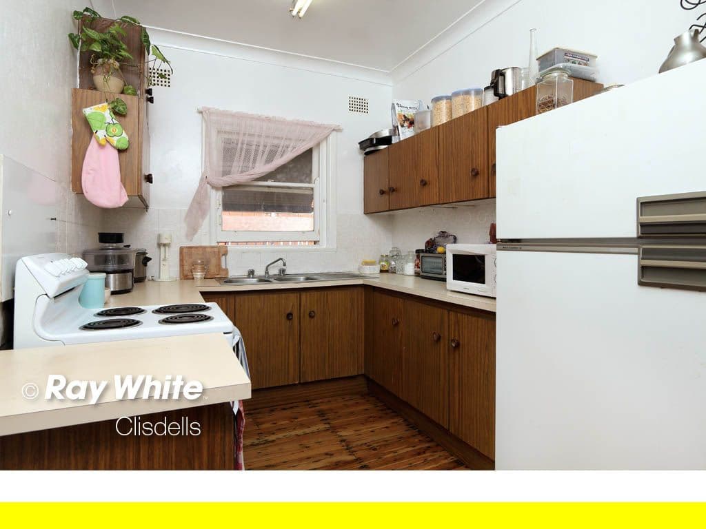 82 Morgan Street, KINGSGROVE NSW 2208, Kingsgrove - Thumbnail 2