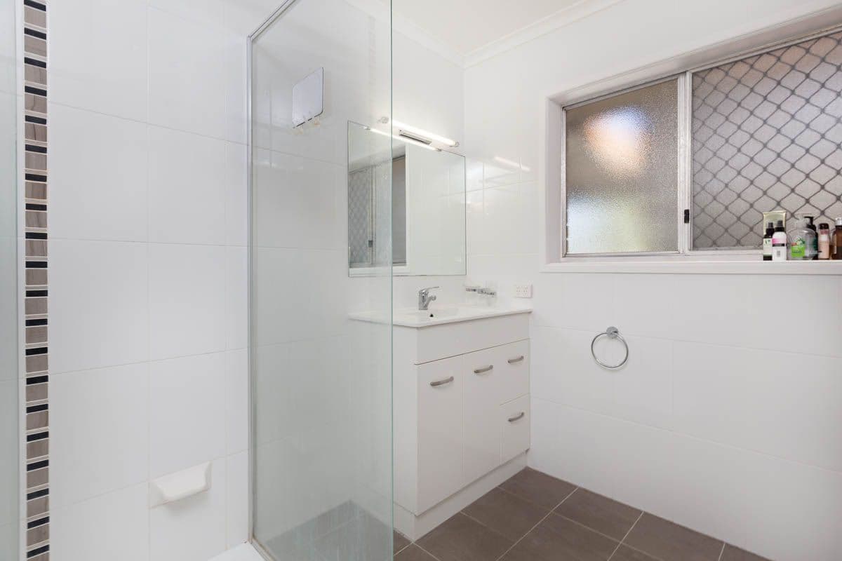15 Aneto Street, Riverhills QLD 4074, Riverhills - Thumbnail 6