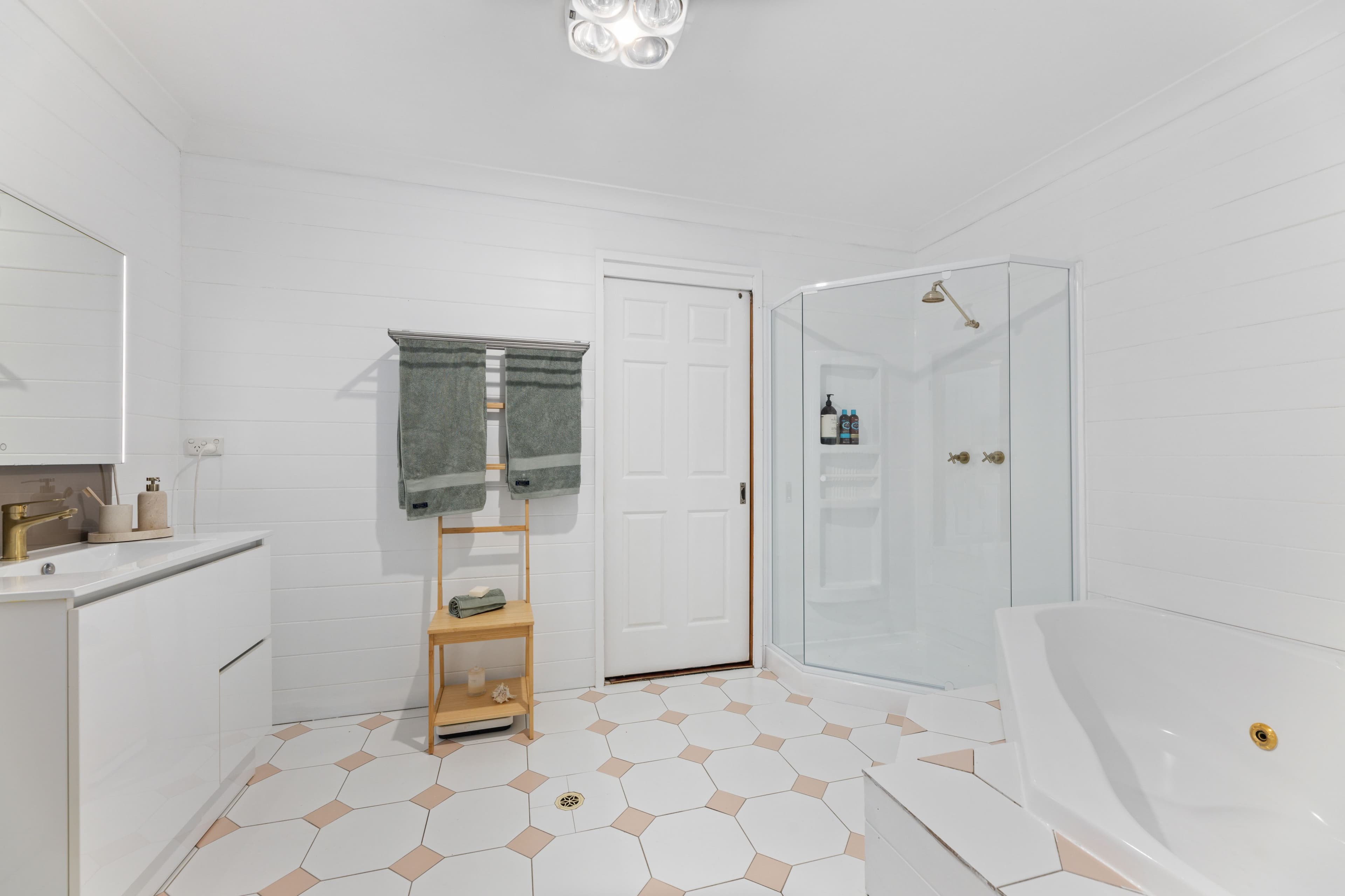 8 Sunbury Street, Sutherland NSW 2232, Sutherland - Thumbnail 8