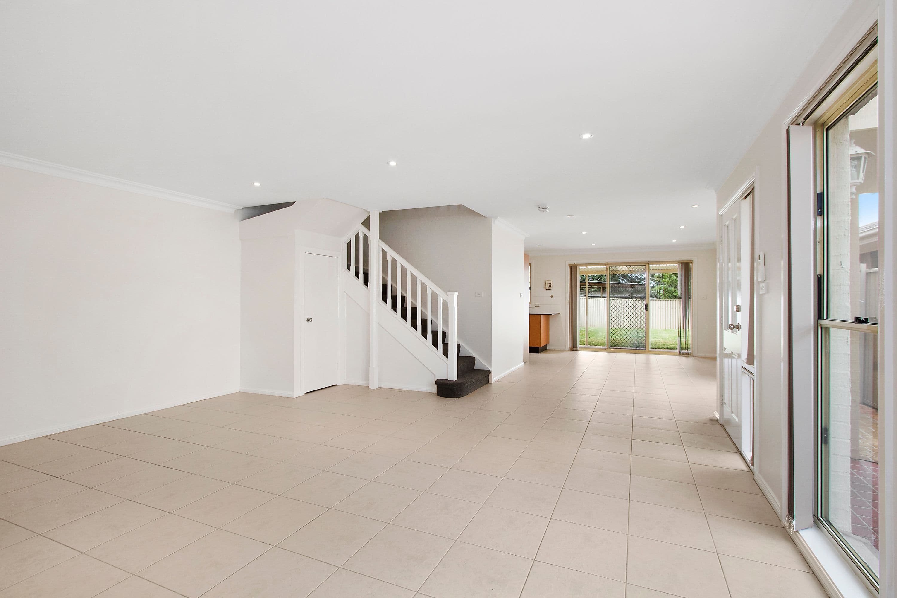 20 Norfolk Place, North Richmond - Thumbnail 3