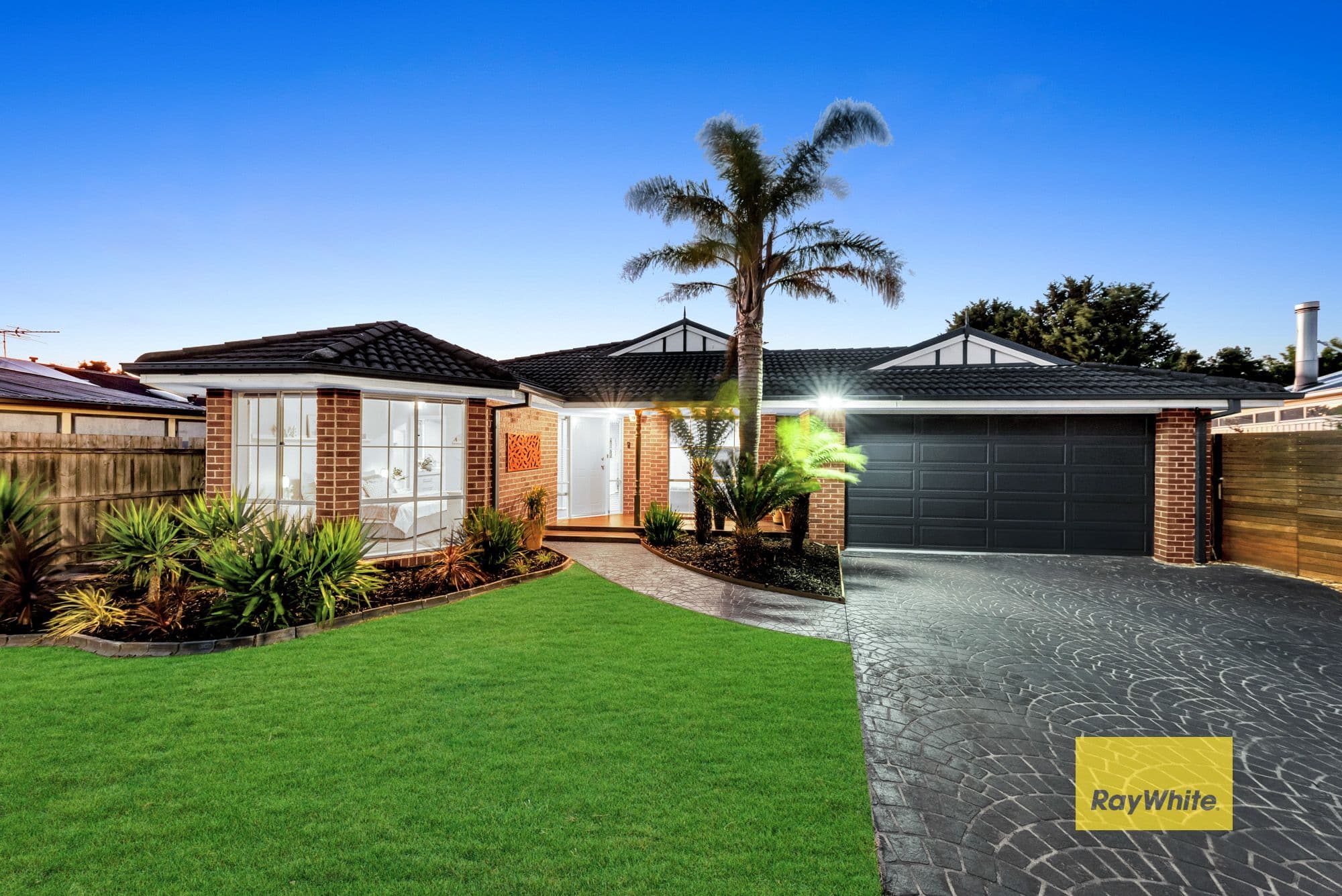 54 Josephine Avenue, Cranbourne North VIC 3977, Cranbourne North - Thumbnail 2