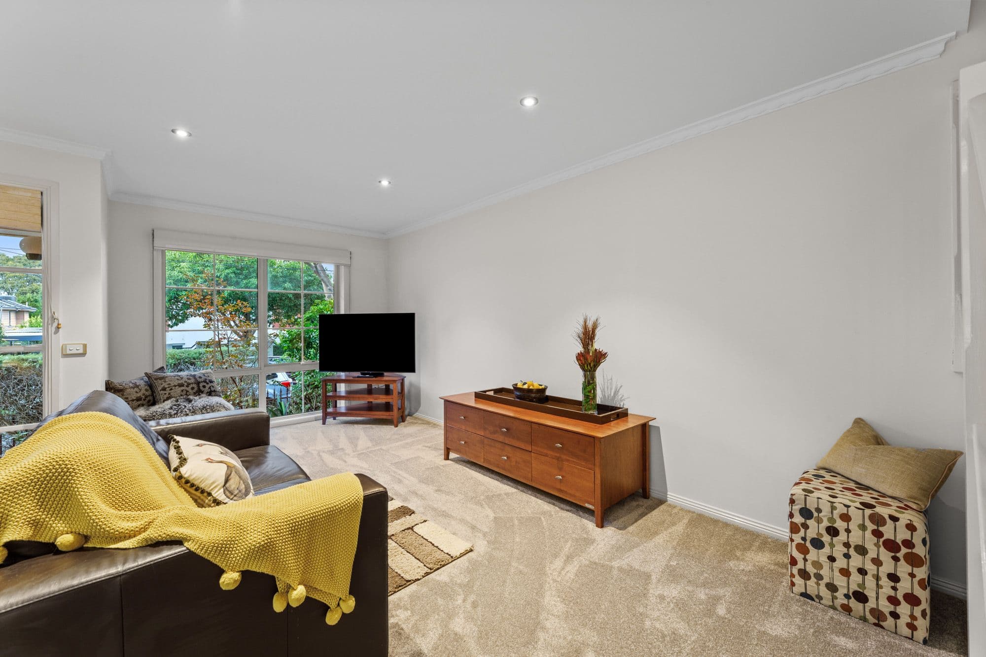 1B Asquith Street, Box Hill South VIC 3128, Box Hill South - Thumbnail 2