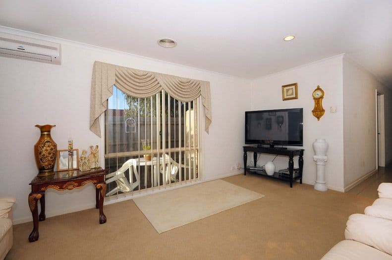 10 Mina Court, CARRUM DOWNS VIC 3201, Carrum Downs - Thumbnail 8