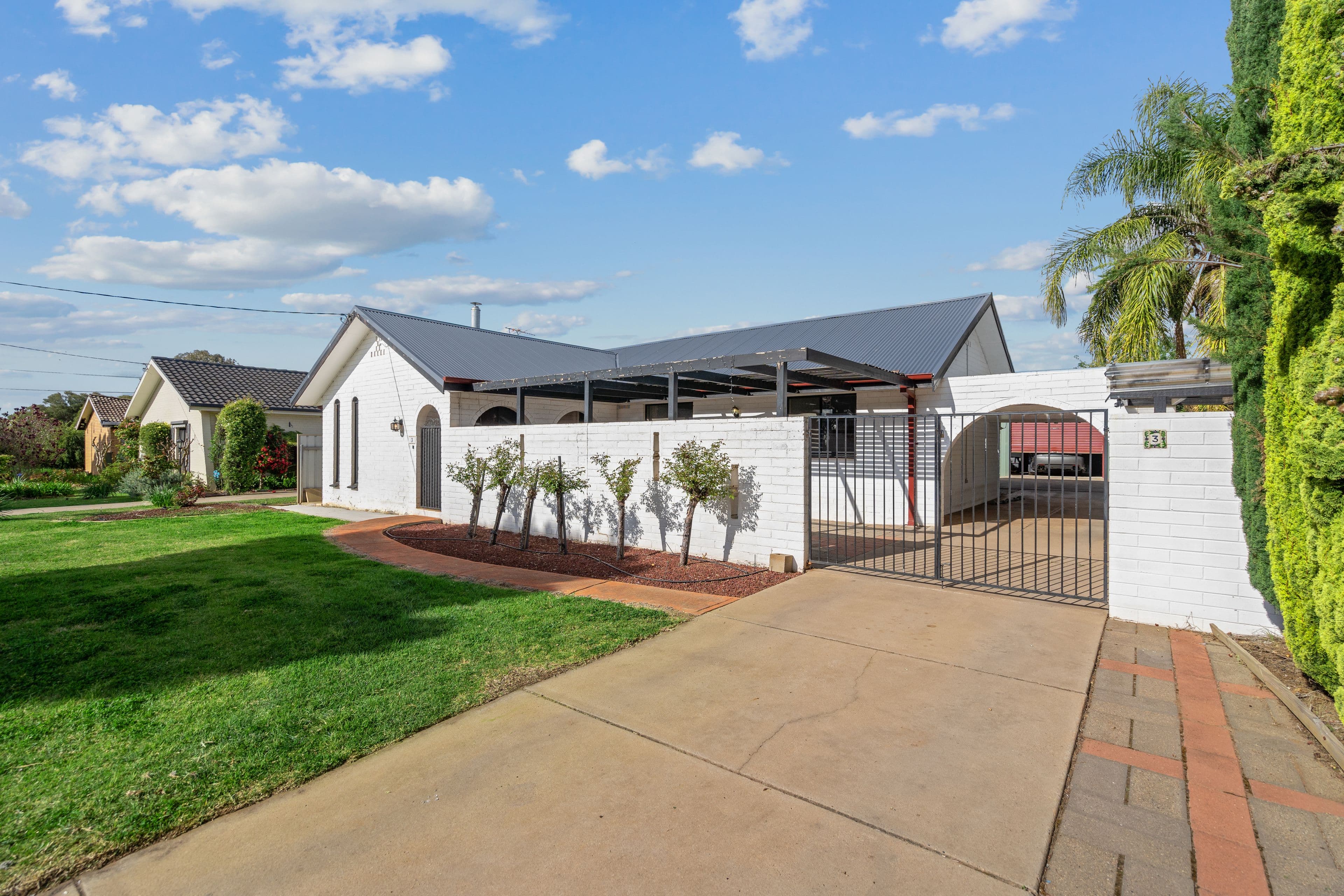 3 Crisp Drive, FLOWERDALE NSW 2650, Ashmont - Image 1