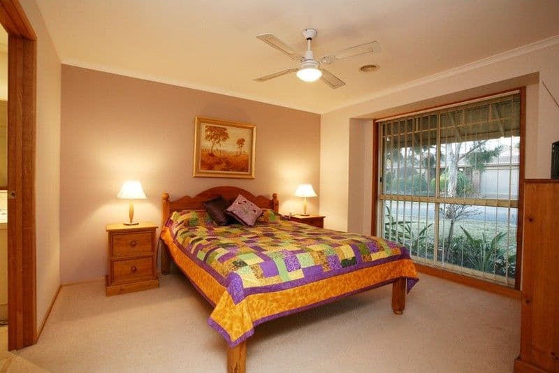 27  Warrawong Drive, BERWICK VIC 3806, Berwick - Thumbnail 8
