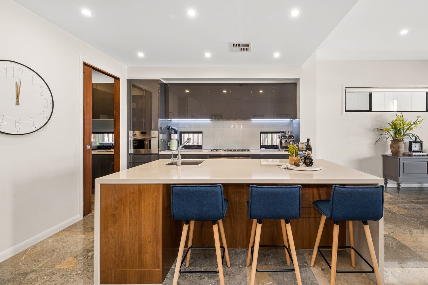 72 Mcconnell Street, Bulimba QLD 4171, Bulimba - Thumbnail 5