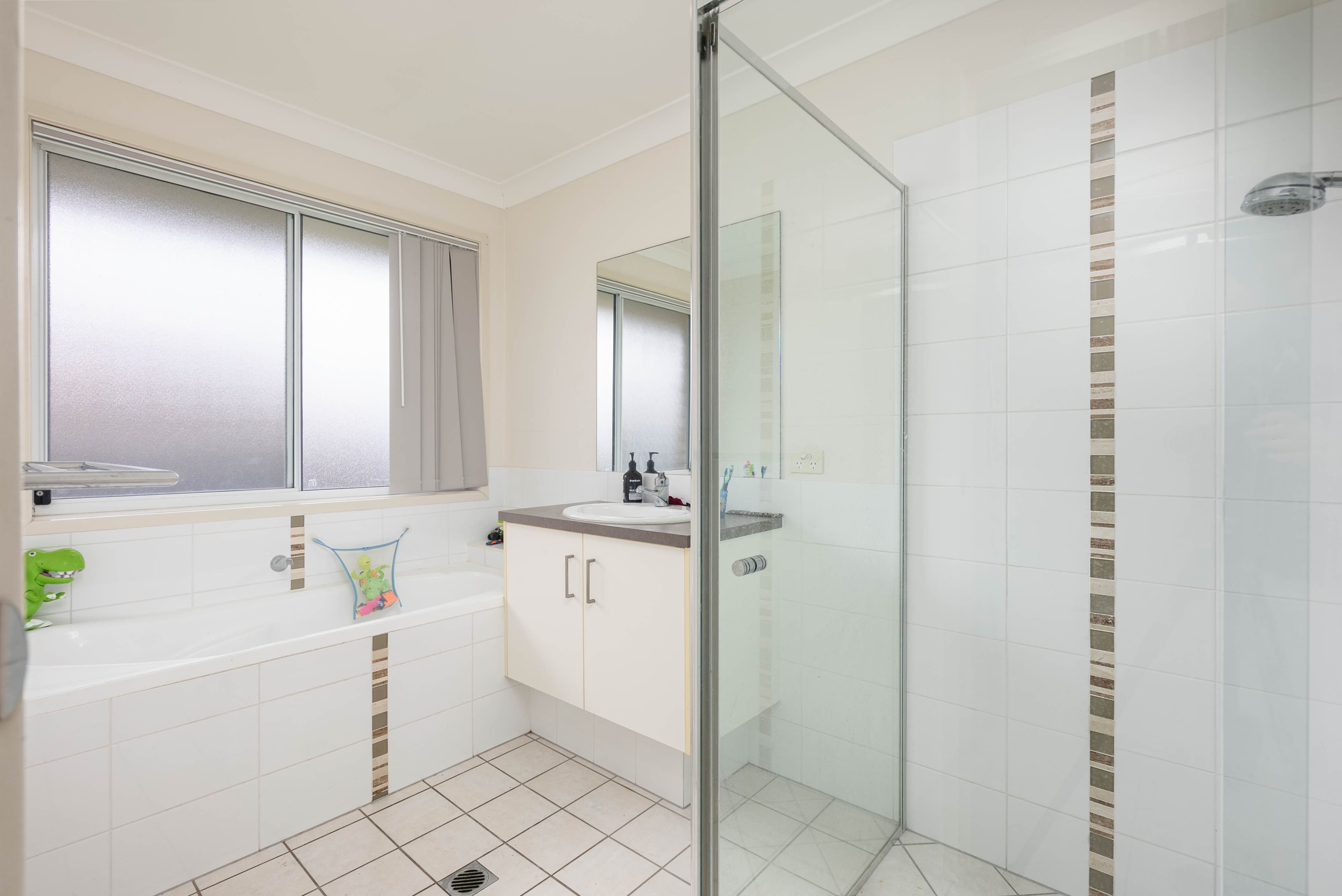 6 Spoonbill Court, Lowood QLD 4311, Lowood - Thumbnail 6