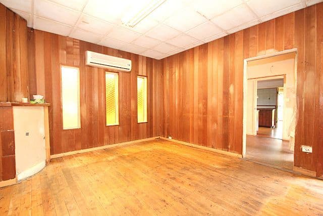 19 Columbine Avenue, BANKSTOWN NSW 2200, Bankstown - Thumbnail 2