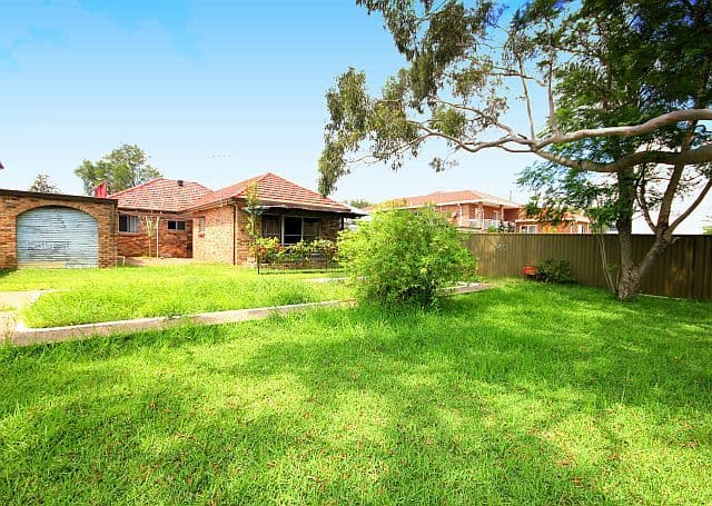 19 Columbine Avenue, BANKSTOWN NSW 2200, Bankstown - Thumbnail 8
