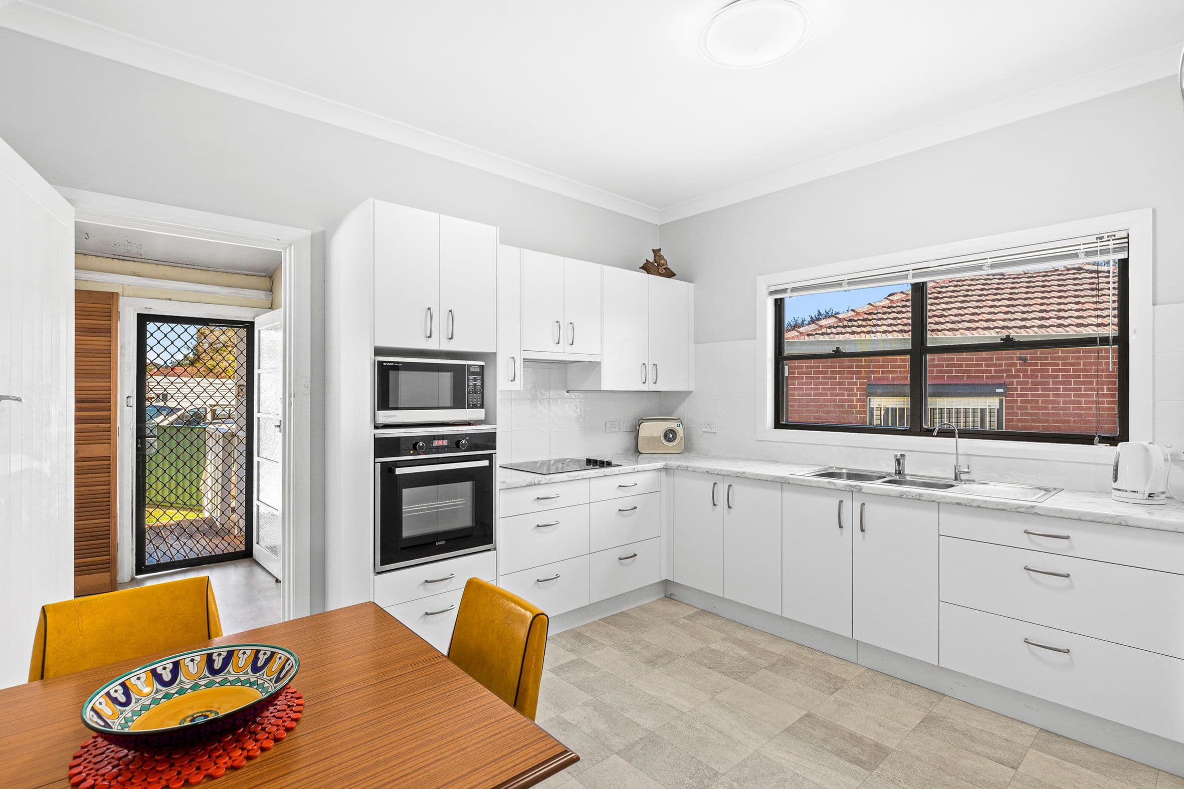 12 Carter Street, Seven Hills NSW 2147, Seven Hills - Thumbnail 5