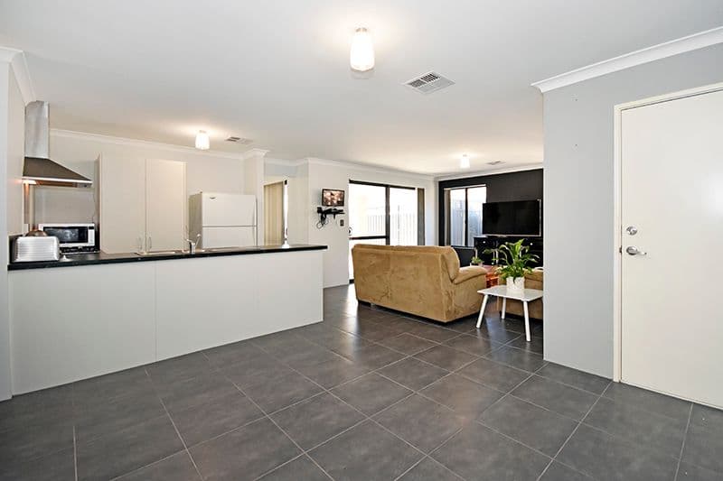 5 Ishtar Street, AVELEY WA 6069, Aveley - Thumbnail 6