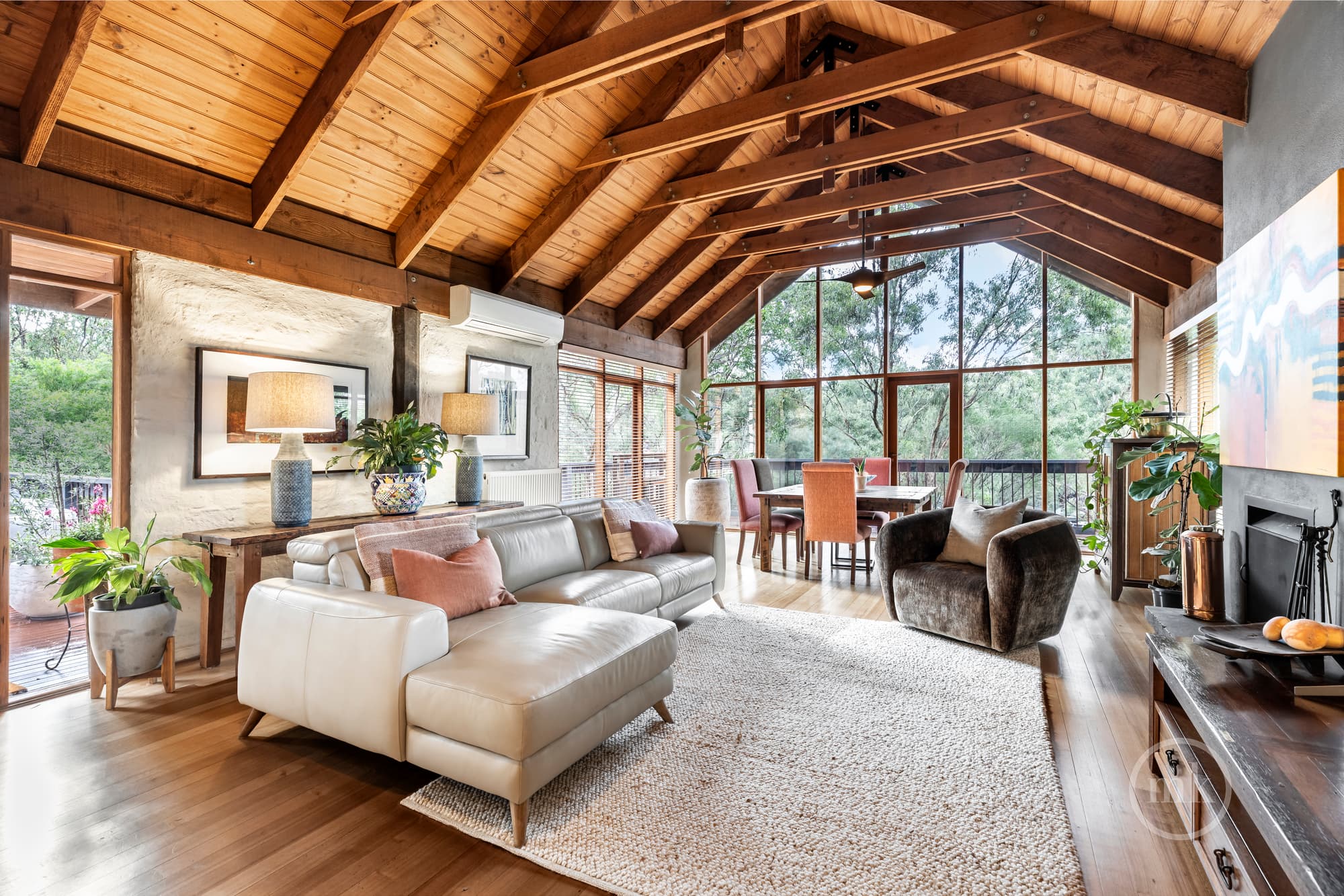 9 Marion Way, Eltham, Eltham - Thumbnail 2