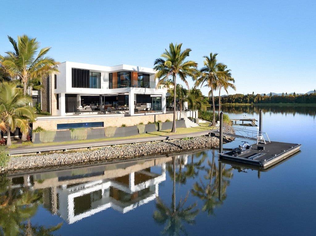 19 Staysail Crescent, Clear Island Waters QLD 4226, Clear Island Waters - Thumbnail 3