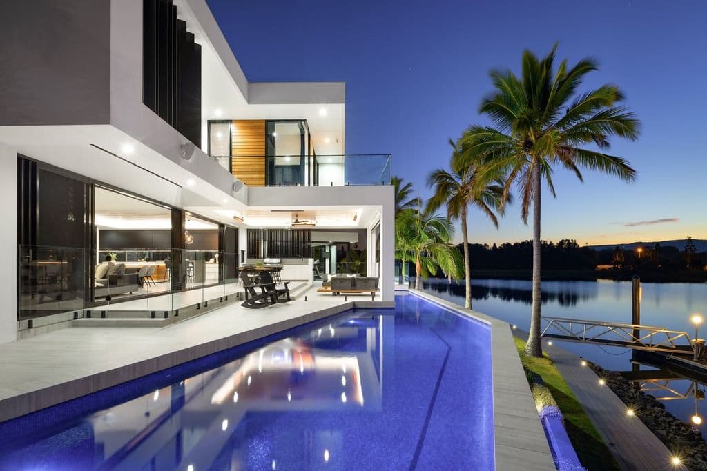19 Staysail Crescent, Clear Island Waters QLD 4226, Clear Island Waters - Thumbnail 5