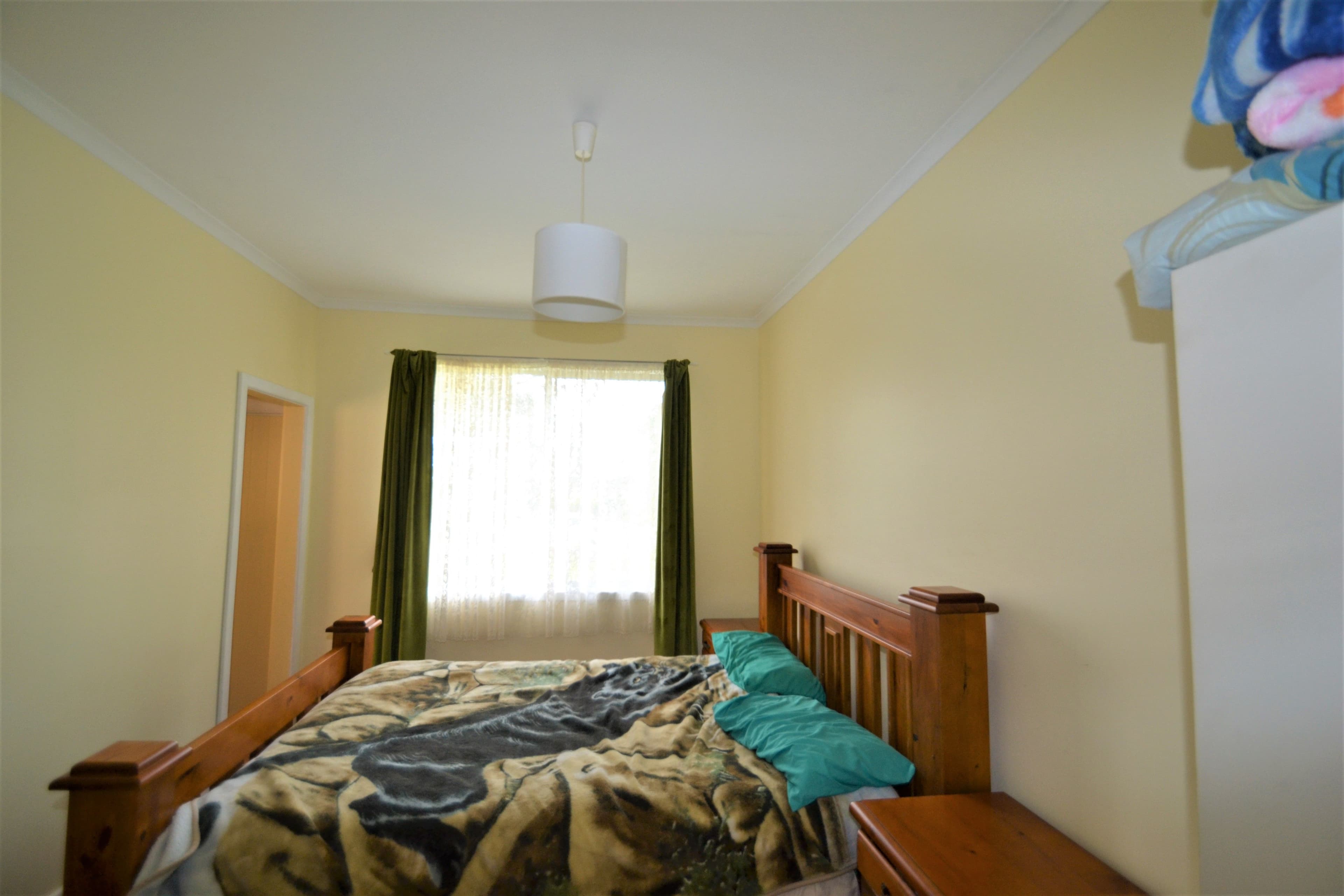 42 Alfred Street, Seymour VIC 3660, Seymour - Thumbnail 2