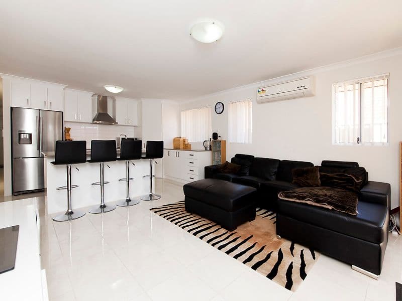 21 Wilson Pass, Baldivis WA 6171, Baldivis - Thumbnail 3
