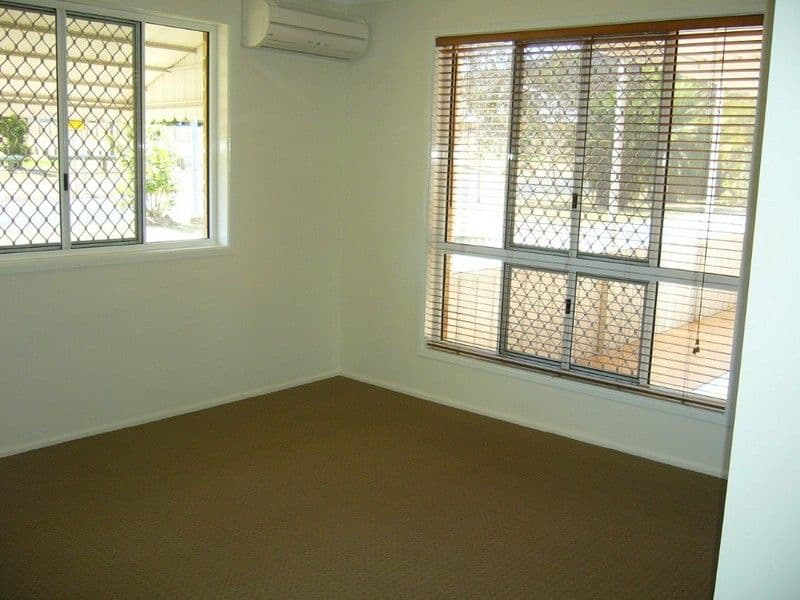 7 Currawong Street, NORMAN GARDENS QLD 4701, Norman Gardens - Thumbnail 5