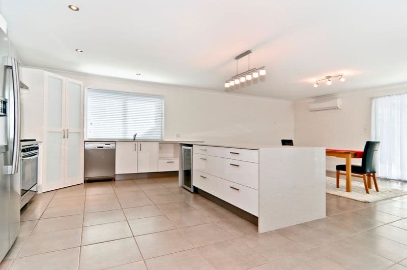 15 Kuthar Street, PELICAN WATERS QLD 4551, Pelican Waters - Thumbnail 8