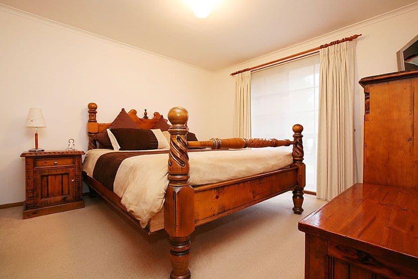 39 Hinkler Drive, MILL PARK VIC 3082, Mill Park - Thumbnail 8