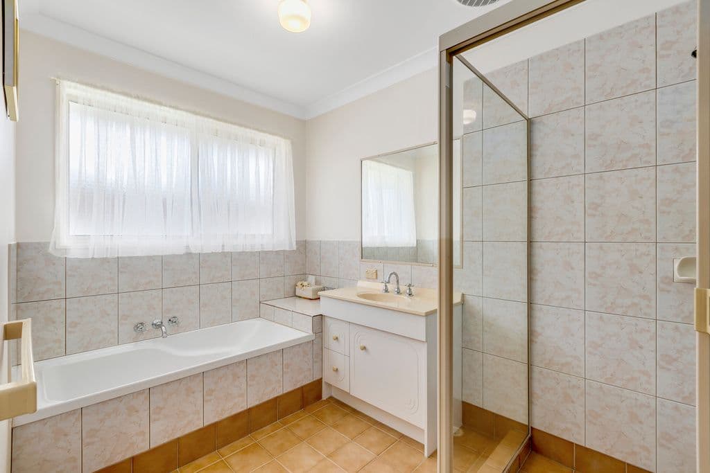 24 Fairview Court, Parkwood QLD 4214, Parkwood - Thumbnail 8