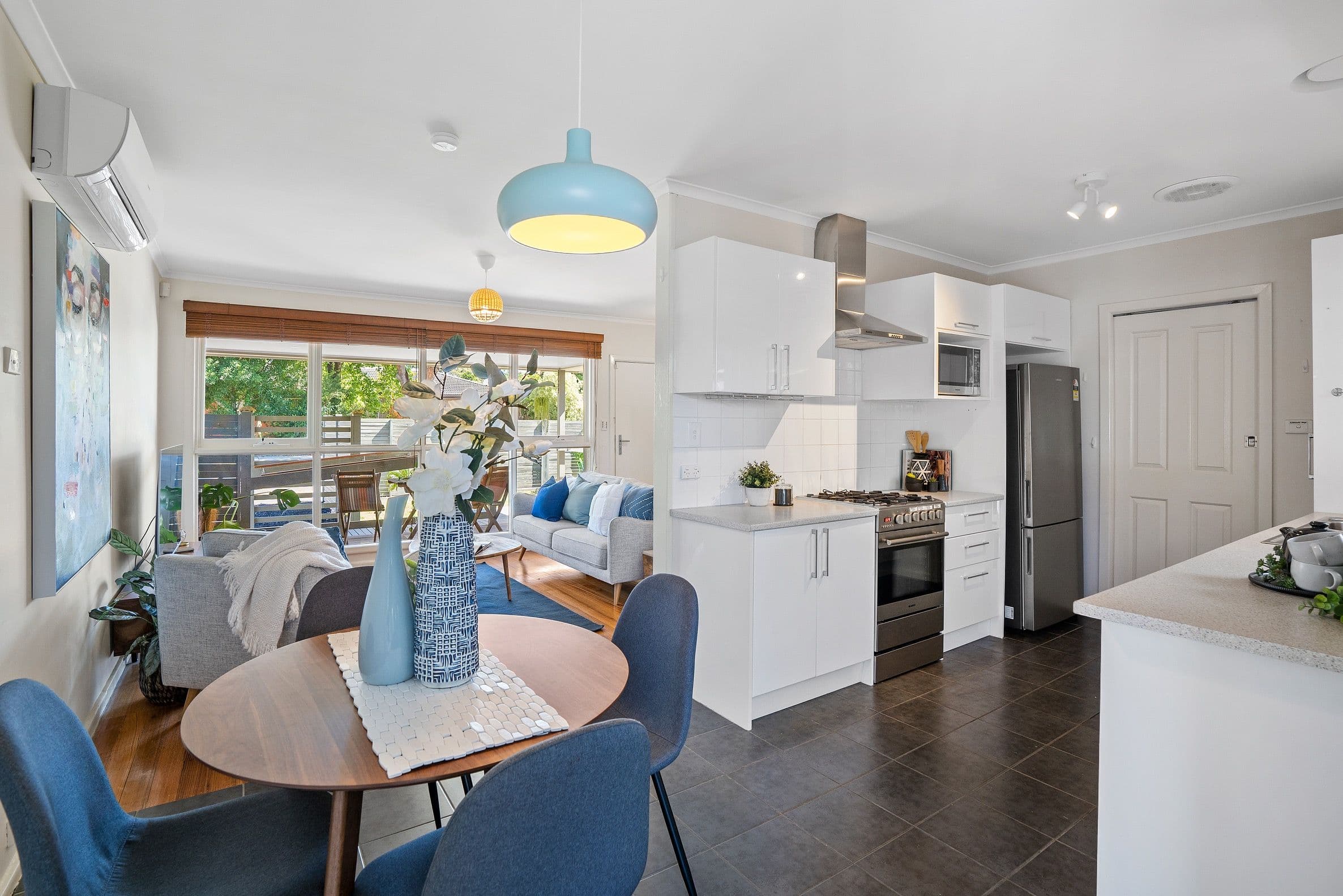 4 Kent Street, Knoxfield VIC 3180, Knoxfield - Thumbnail 2