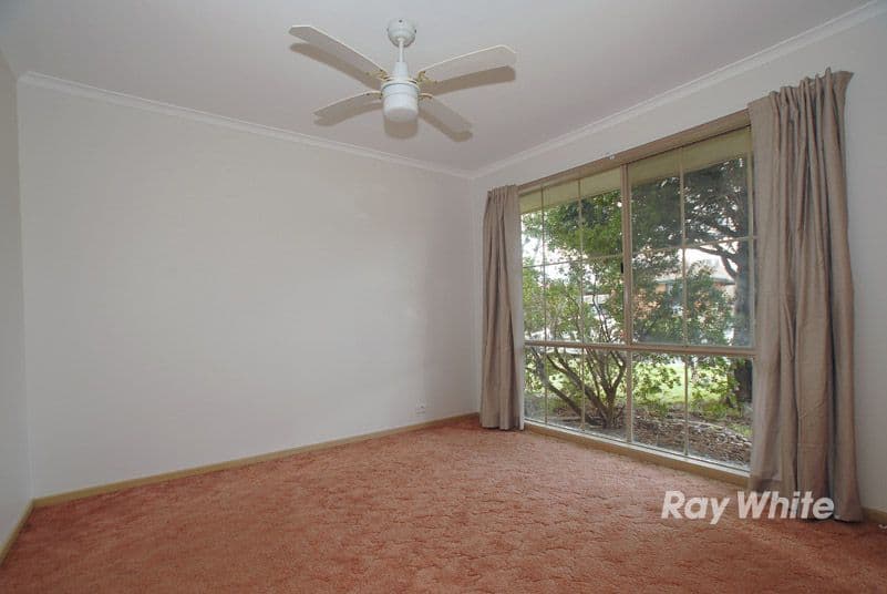 21 Denham Crescent, CRANBOURNE NORTH VIC 3977, Cranbourne North - Thumbnail 5