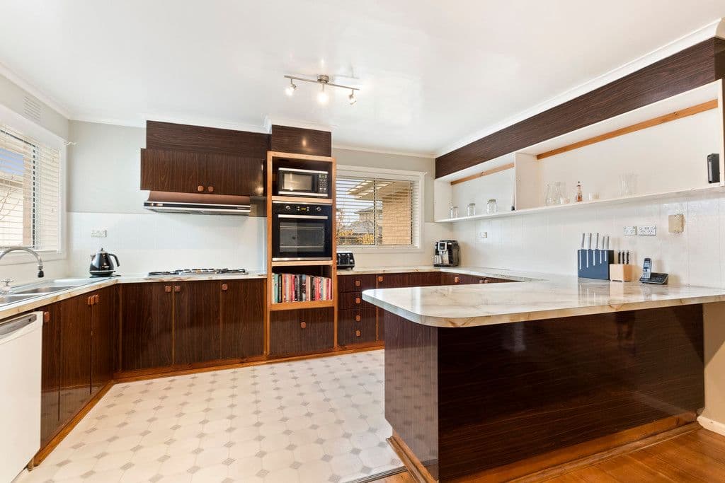 6 Wendy Court, Oakleigh South VIC 3167, Oakleigh South - Thumbnail 5