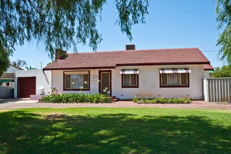 25 Hassett Street, CLOVERDALE WA 6105, Cloverdale - Image 1