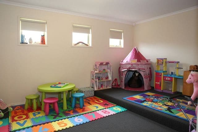 12 Broadwater Street, WYNDHAM VALE VIC 3024, Wyndham Vale - Thumbnail 5