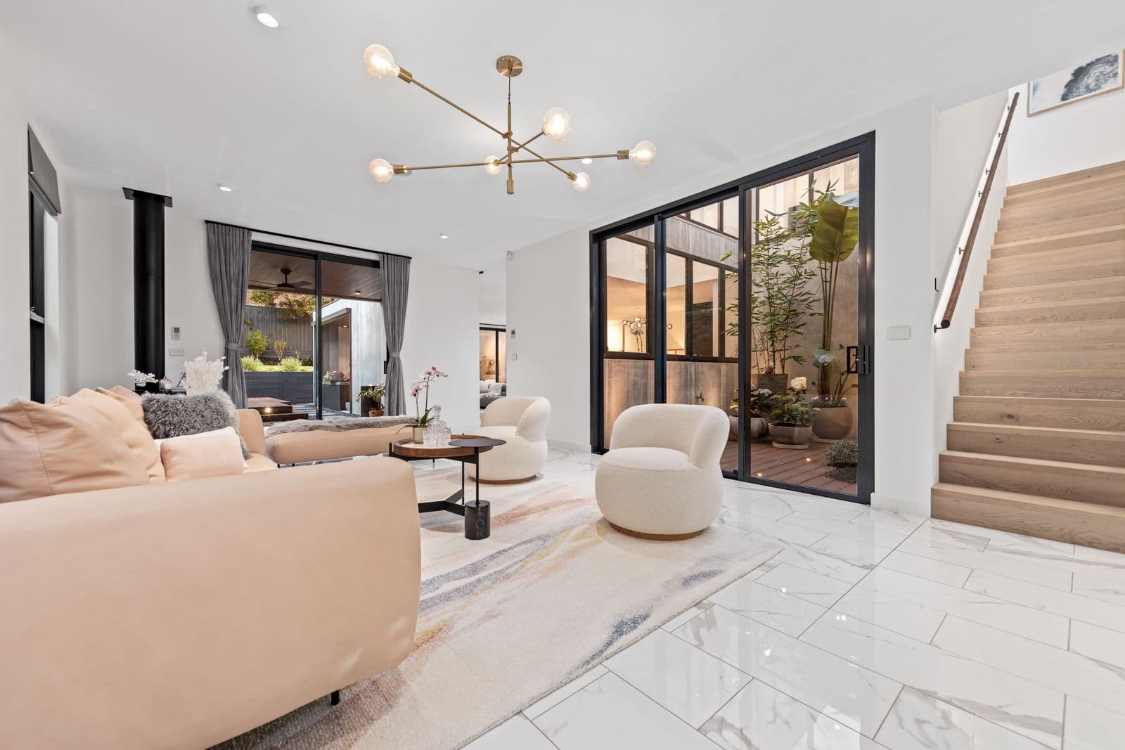 6 Tonkin Avenue, Balwyn VIC 3103, Balwyn - Thumbnail 4