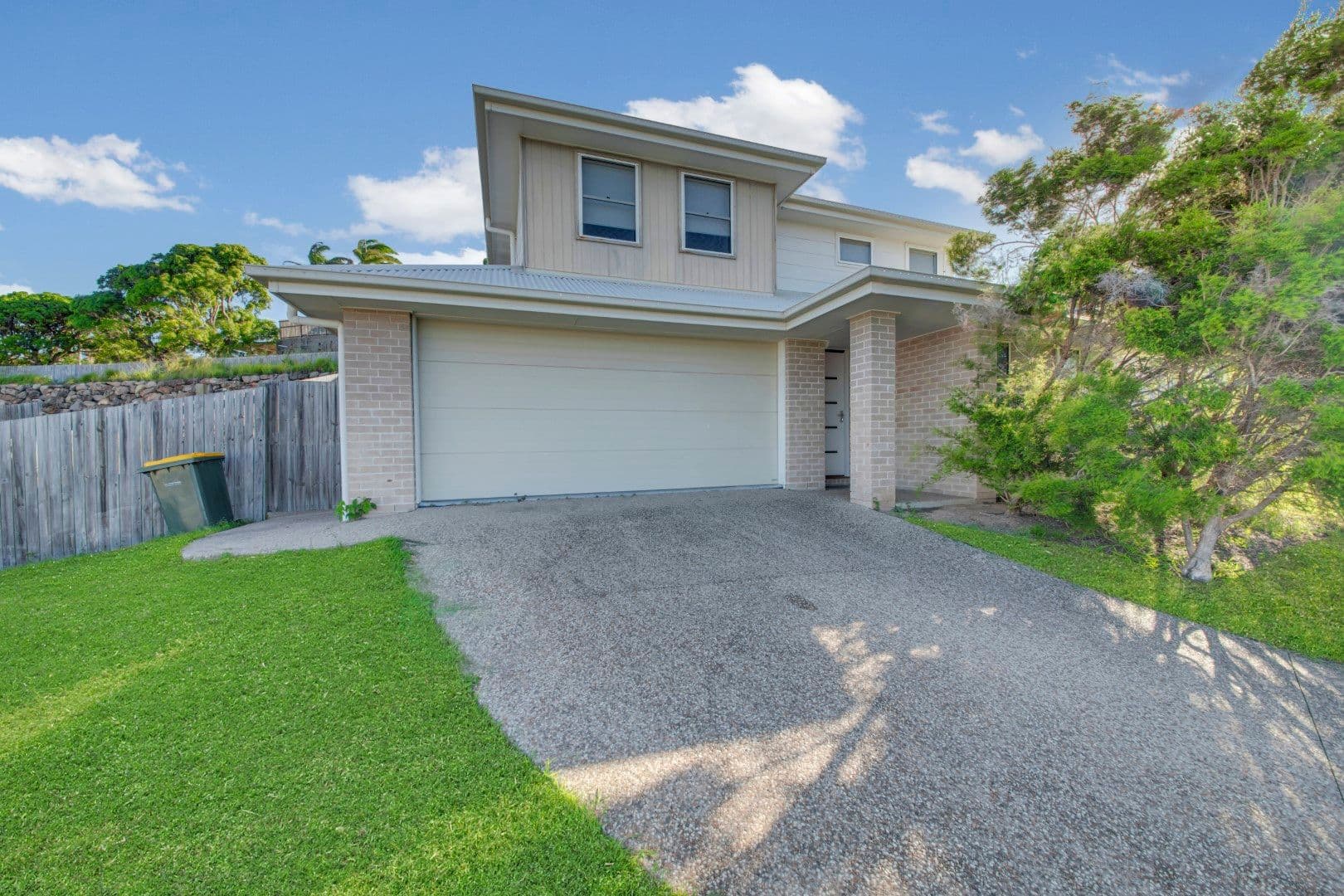 11 Dampier Court, Glen Eden QLD 4680, Glen Eden - Thumbnail 2