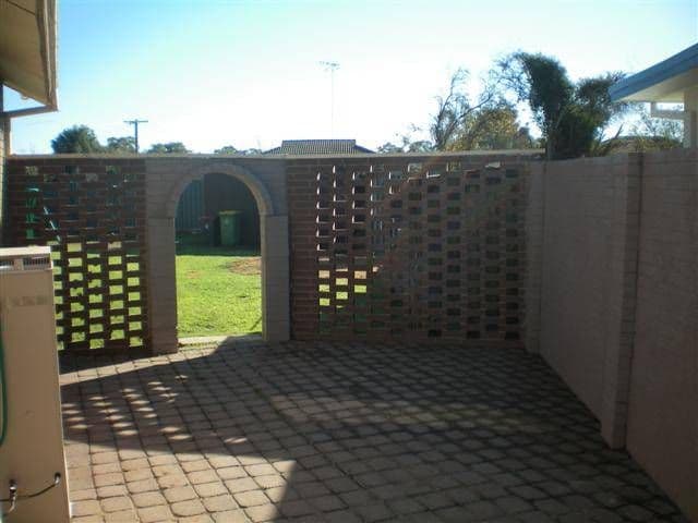 2 Pascoe Street, ECHUCA VIC 3564, Echuca - Thumbnail 4