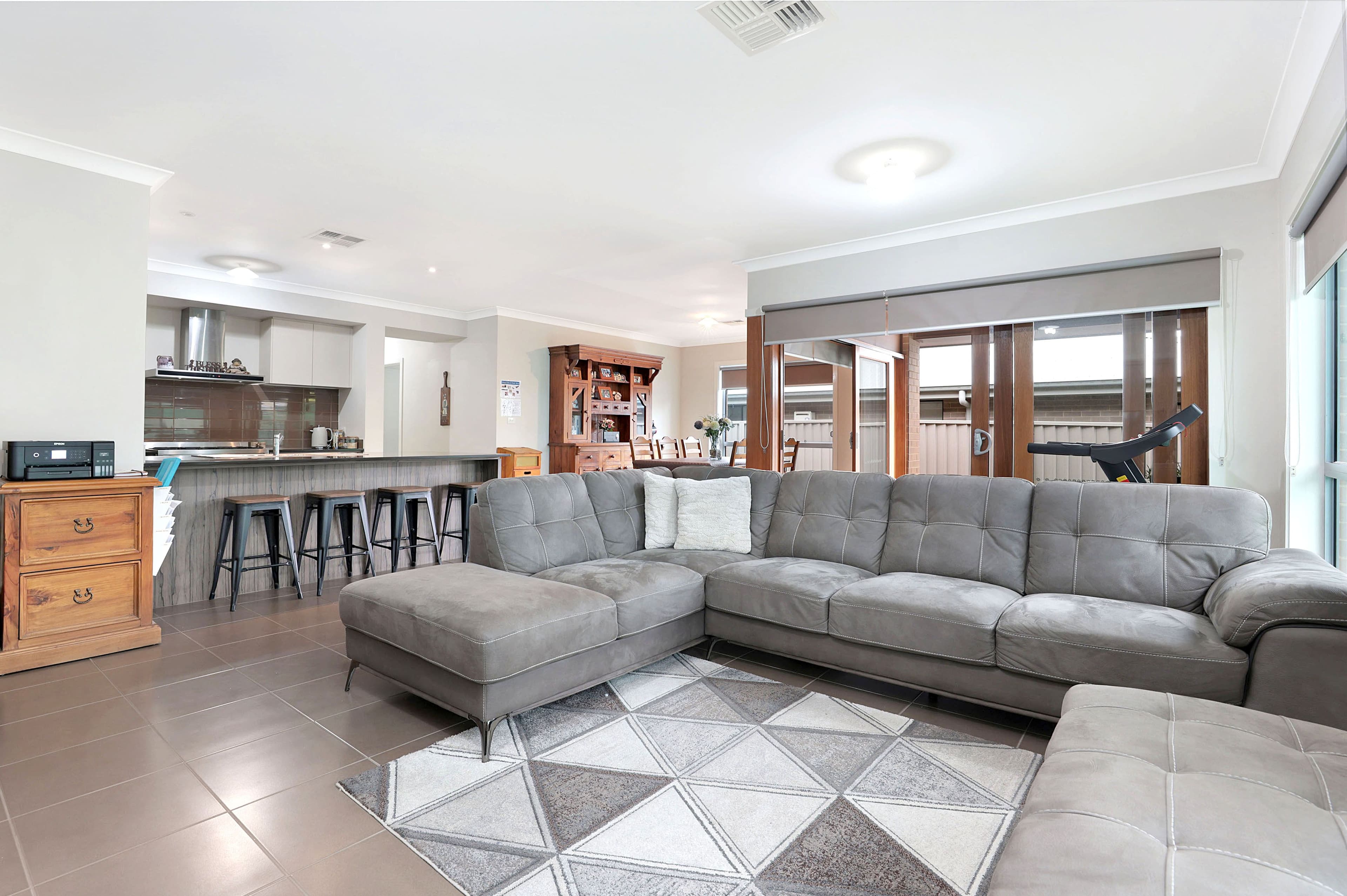 33 Lapwing Way, Cranebrook NSW 2749, Cranebrook - Image 1