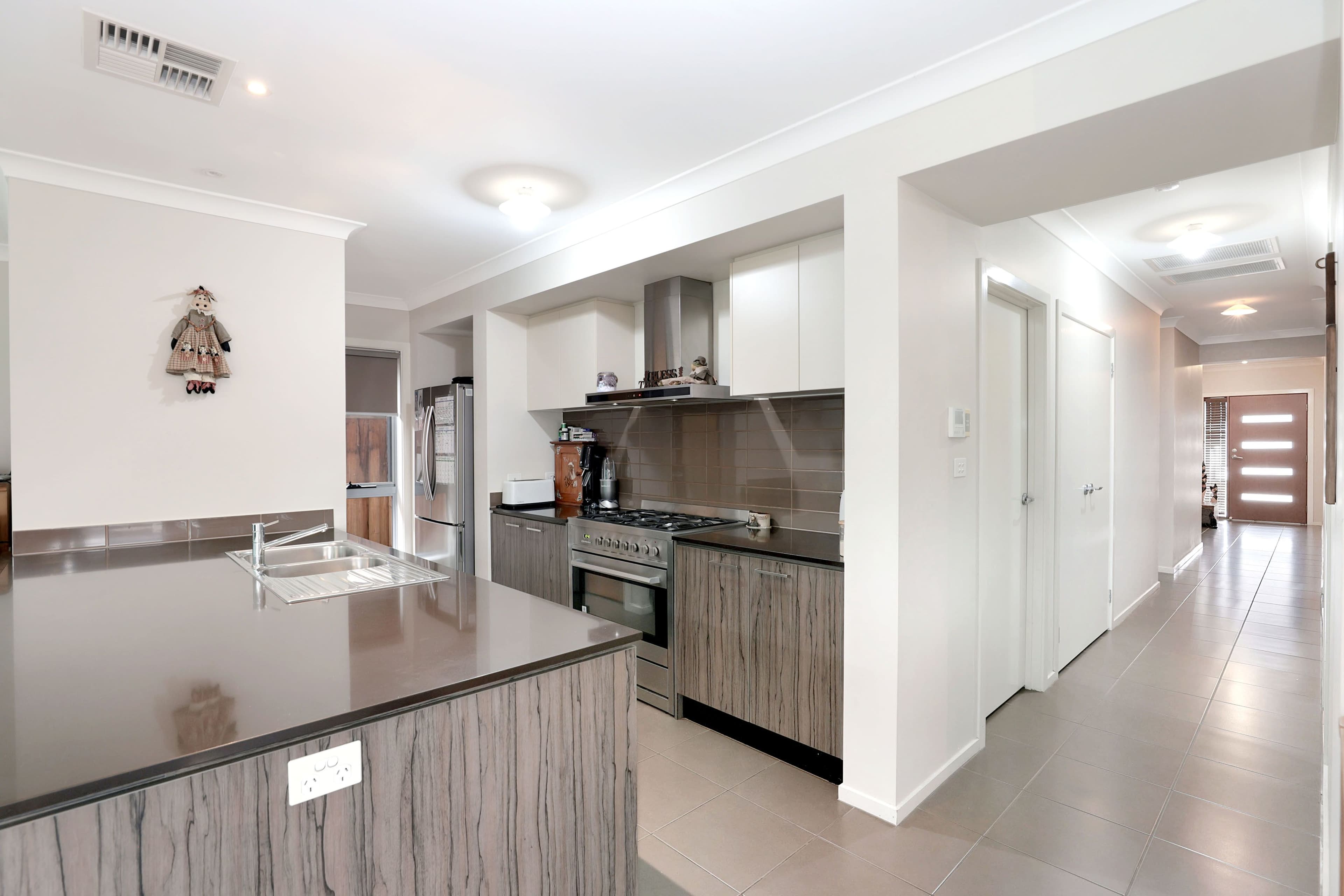 33 Lapwing Way, Cranebrook NSW 2749, Cranebrook - Thumbnail 4